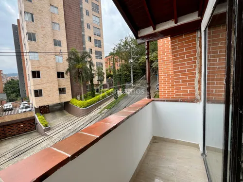 Apartamento En Venta En Loma De Los Parra. Cod V775671