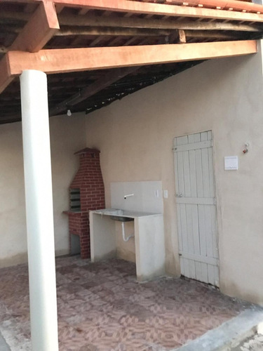 Imagem 3 de 9 de Casa Para Venda - 008109