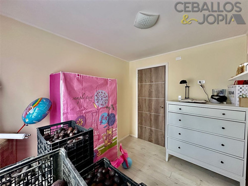Casa En Venta De 2 Dorm. En Quilpué