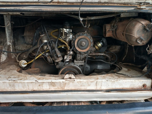 Imagem 4 de 13 de Volkswagen Kombi Camioeta