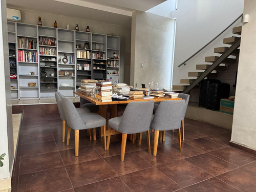 Casa En Venta Barrio Jardin Claret - 3 Dormitorios