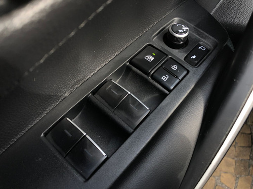 Toyota Corolla 2.0 Vvt-Ie Flex Xei Direct Shift