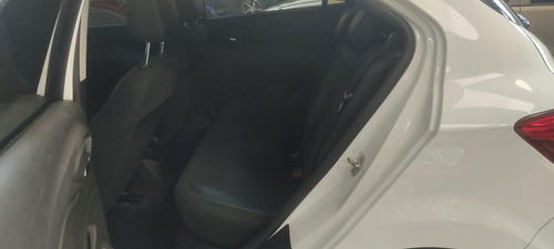 Chevrolet Onix Onix 1.0 LT SPE/4