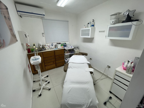 Consultorio Médico Spa En Alquiler, Zona Universitaria 