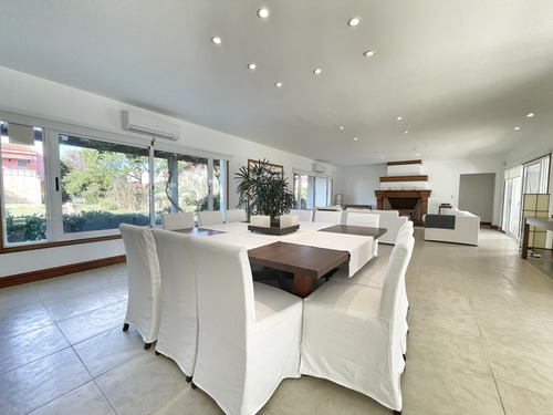 Imagen 7 de 30 de Casa En Venta Ubicado En La Barra, Punta Del Este, Punta Del Este / Maldonado