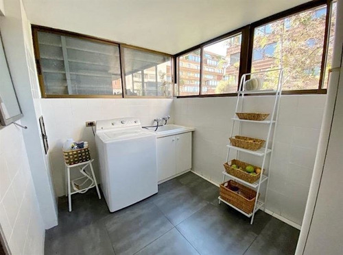 Departamento En Venta De 3 Dorm. En Vitacura