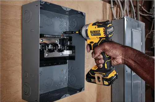 Destornillador De Impacto 1/4 20v Brushlees Dewalt Dcf809d1 Color Amarillo Frecuencia 0