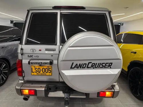 Toyota Land Cruiser Vdj76 Lx 2022 Diesel V8 Blindada