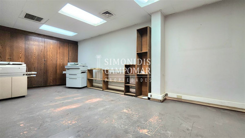 Local Comercial En Arriendo Planta Libre, Metro Plaza Maipú