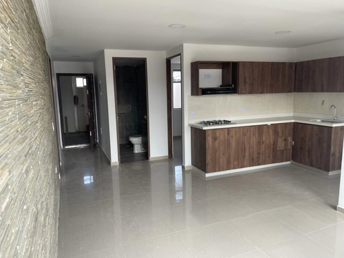 Apartamento En Arriendo Sector Laureles, Medellin