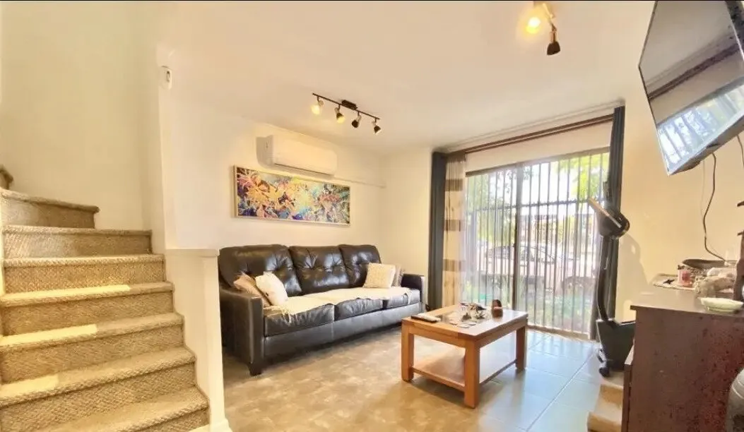 Imagen 4 de 27 de Casa En Venta De 3 Dorm. En Maipú