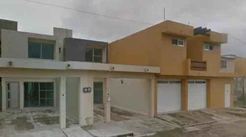 Casa En Venta Av Juventino Rosas Puerto Mexico Coatzacoalcos, Veracruz/ Recuperacion Bancaria Laab1