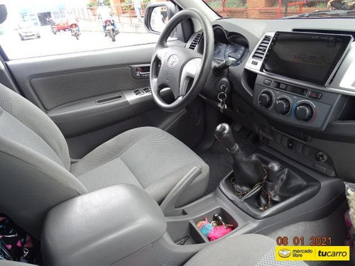 Toyota 2.7 Hilux