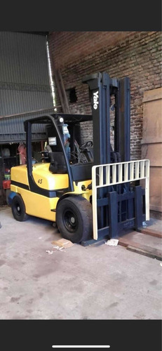 Imagen 8 de 21 de Autoelevador Yale 4,5tn Diesel Vea Video Funcionando Envios