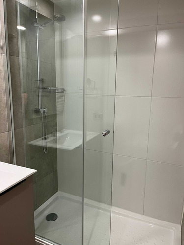 Amplio Estudio Amoblado Metro Irarrázaval (98700)
