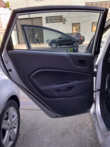 Ford Fiesta Kinetic 1.6 Titanium 120cv