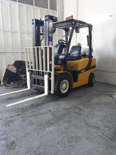 Imagen 4 de 8 de Montacargas Yale 3 Toneladas 2014 Toyota Cat Hyster Usados