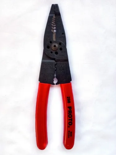 comprar Pinza Pelacable Multiuso 8-1\u002F4  10-22 Awg Proto 298