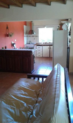 Hermoso Chalet En El Barrio Residencial Las Lomas