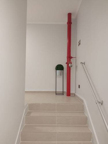 Oficina Paseo Peatonal En Edificio Remodelado