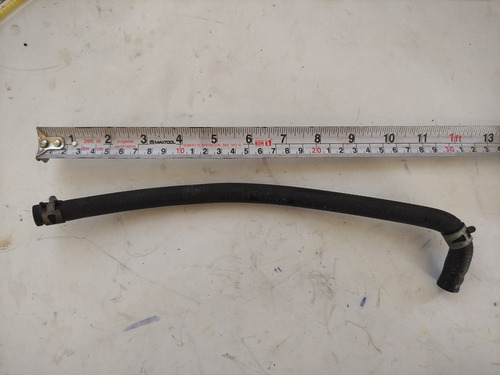 Manguera Delgada De Bomba De Agua De Suzuki Gsxr 1000 01-04 (Usado)