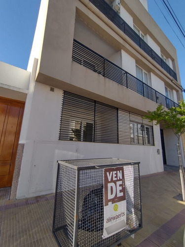 Venta Departamento Pb, 2 Ambientes, Semicentro Tandil