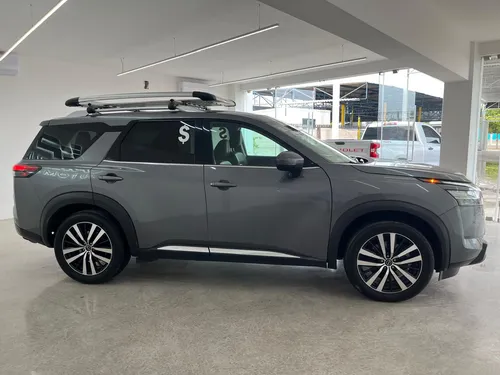 Nissan Pathfinder 3.5 Exclusive 2Wd At