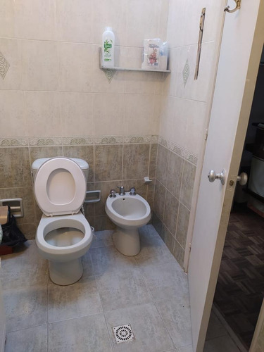 Imagen 16 de 22 de 1200 Venta Casa Ph C/renta 3 Plantas Piscina Parillero- Malvin