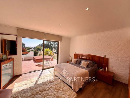 Espectacular Casa Mediterranea En Condominio Conso...