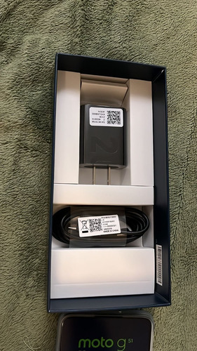 Motorola G51 5g 128 Gb Dorado 4 Gb Ram (Usado)