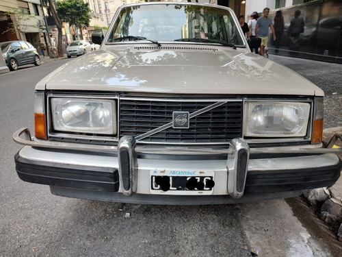 Imagen 6 de 18 de Volvo 244 Gl 1980 Original 100% Unico