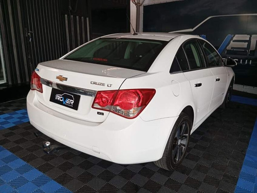 Chevrolet Cruze 1.8 LT 16V FLEX 4P MANUAL