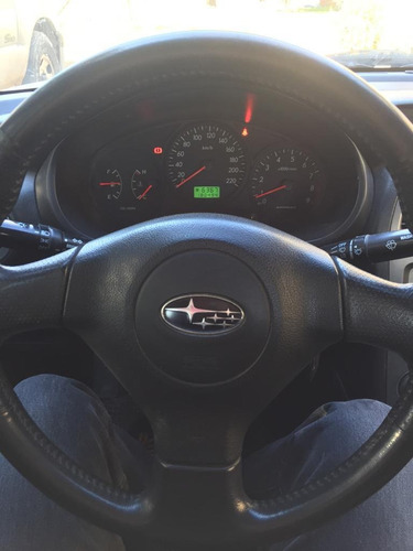 Imagen 9 de 12 de Subaru Impreza 2.0r
