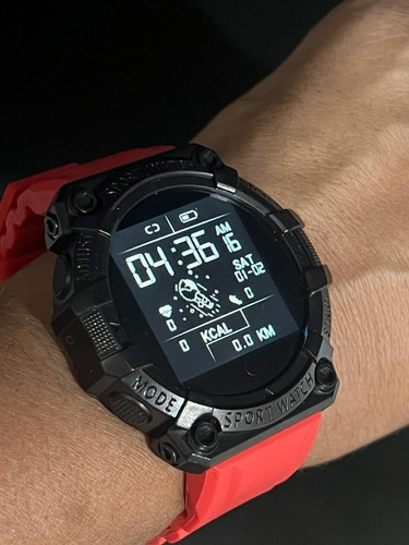 Smartwatch Estilo Militar Tático 4 Cores Disponíveis Caixa Preto Pulseira Vermelho