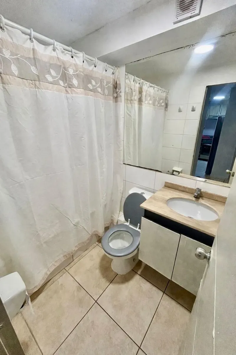 Imagen 5 de 8 de Departamento En Venta Con Gran Potencial De Arriendo En Av.