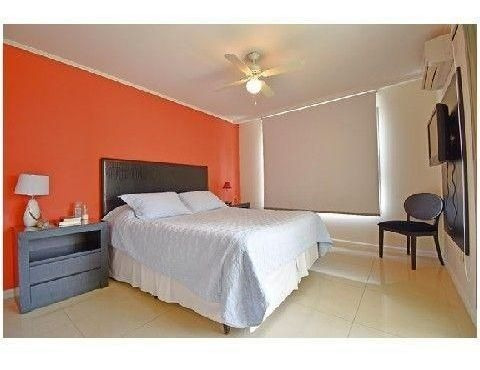 Apartamento En Alquiler Por Temporada De 3 Dormitorios En Playa Brava