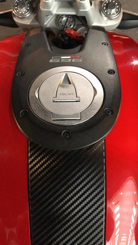 Imagen 11 de 15 de Ducati Monster 696