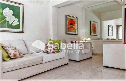 Venta De Casa 5 Dormitorios En Tolosa, La Plata.