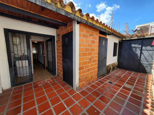 Imagen 7 de 15 de Townhouse, En Conjunto Las Trianitas