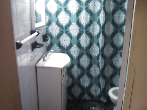 Imagen 9 de 12 de Casa En Venta 3 Ambientes Villa La Florida Quilmes