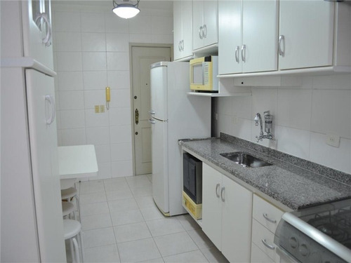Imagem 10 de 13 de Guarujá-praia Das Pitangueiras- Reformado-02 Dormitórios-01 Suíte-dep.de Emprega-01 Vaga - Ap2476 - 34709152