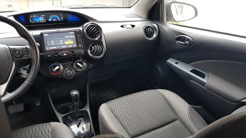 Imagen 9 de 15 de Toyota Etios 2017 1.5 Sedan Xls At