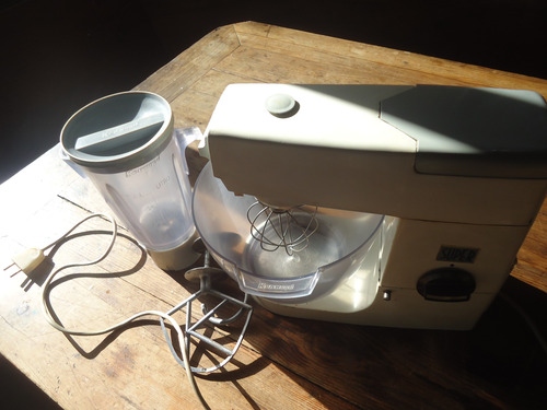 Batidora Kenwood Chef A701 Con Accesorios Funciona Ok Blanco 50/60hz (Usado)