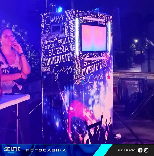 Selfiefest Cabina De Fotos Instantaneas Alquiler