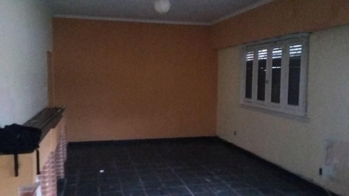 Imagen 4 de 10 de Casa En Venta En Caseros