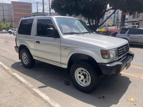 Montero Hardtop 2.4 Coupe