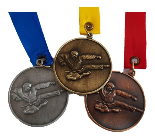 4 Pzs. Medallas Metálica Para Karate