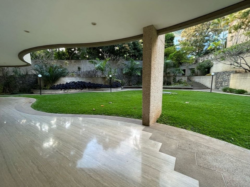 Imagen 22 de 23 de Venta Apartamento Dúplex 480 M2 4h+s/5b+s/5p Los Chorros