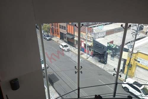 Imagen 24 de 25 de Edificio En Renta Con Gym , Cancha De Futbol , Sauna Y Mas