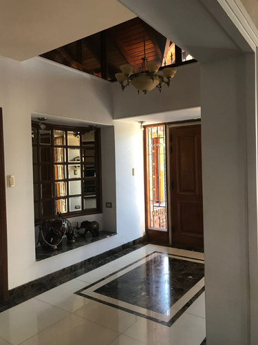 Espectacular Casa En Venta Parque Corema, Metros Rafael Nuñez, 4 Dorm En Suite.